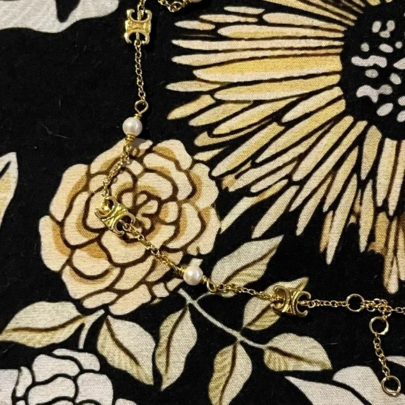 Celine Triomphe Pearl Chain Bracelet Gold Plated 7” Adjustable Dainty Designer - Picture 4 of 10